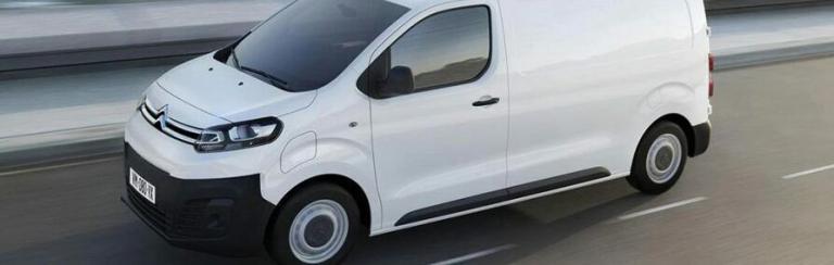 Carte grise et véhicule utilitaire : les spécificités et les démarches à suivre